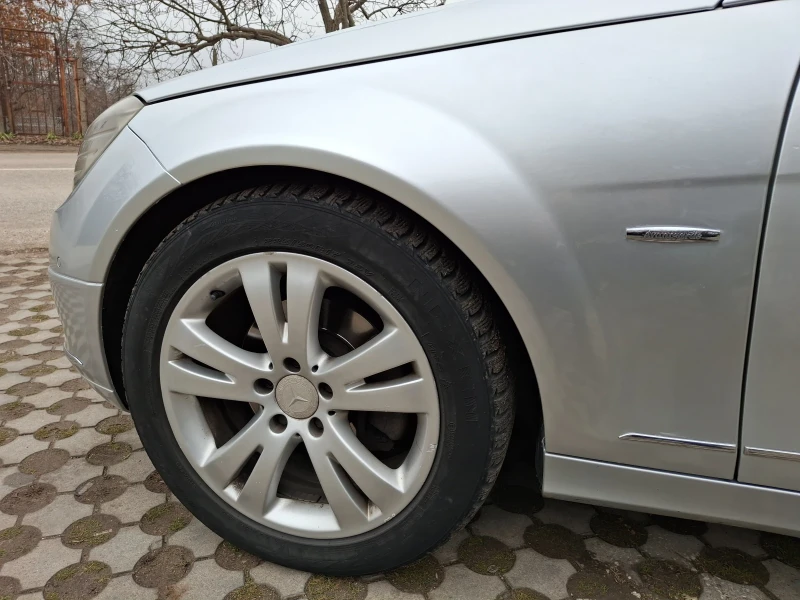 Mercedes-Benz C 220 Avantgarde OM646 , снимка 5 - Автомобили и джипове - 49597791