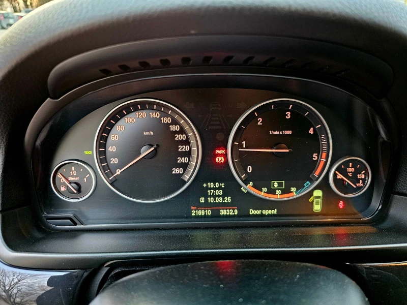 BMW 520 Лизинг На реални километри 520D F11  Touring, снимка 8 - Автомобили и джипове - 51901104