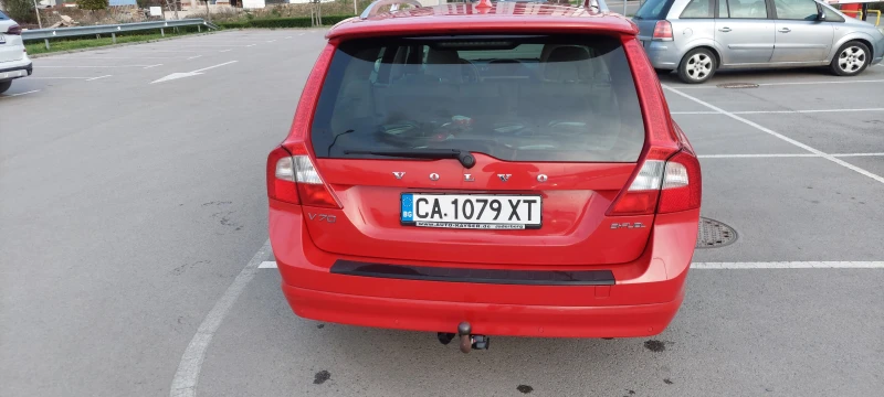 Volvo V70 2.5 T, снимка 4 - Автомобили и джипове - 52312165
