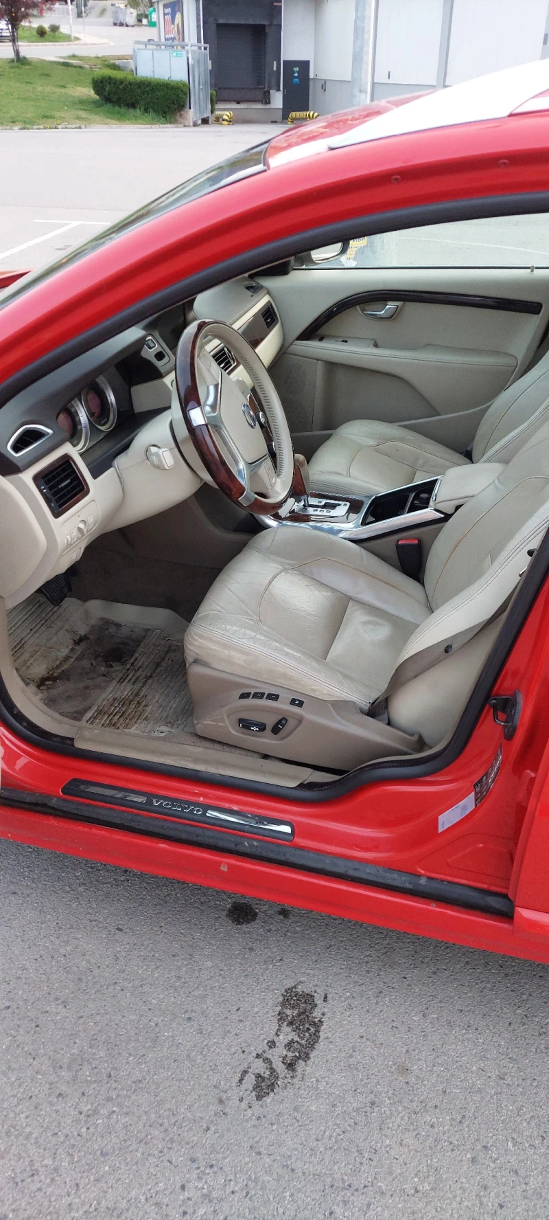 Volvo V70 2.5 T, снимка 8 - Автомобили и джипове - 52312165