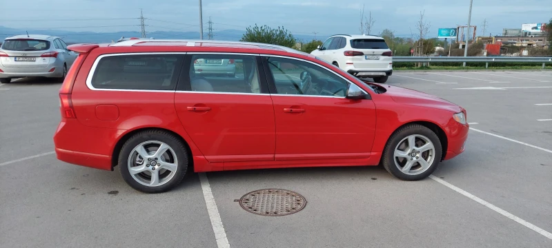 Volvo V70 2.5 T, снимка 6 - Автомобили и джипове - 52312165
