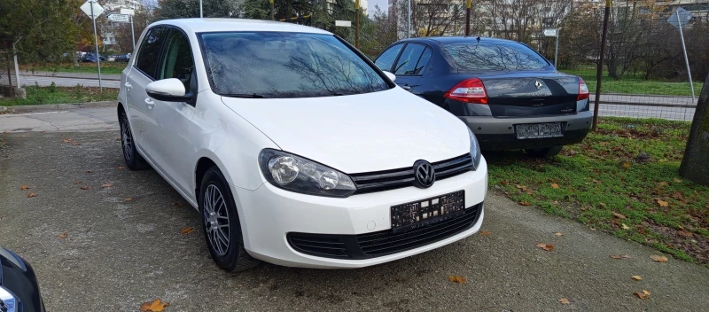 VW Golf 1.6TDI KLIMA 2011г, снимка 3 - Автомобили и джипове - 52368876