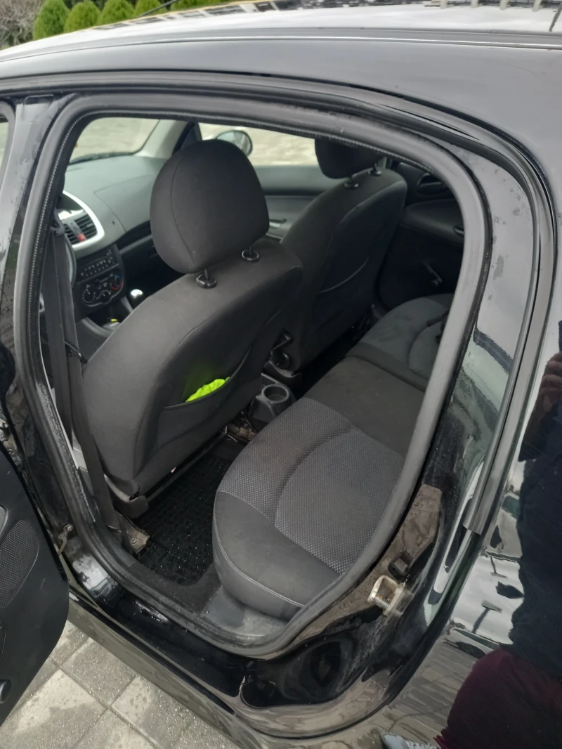 Peugeot 206 14 75 кс, снимка 4 - Автомобили и джипове - 52679376