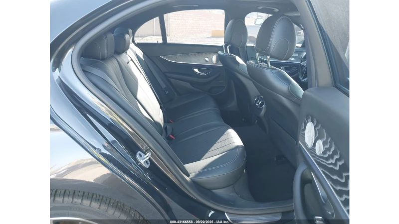 Mercedes-Benz E 350, снимка 12 - Автомобили и джипове - 52911939