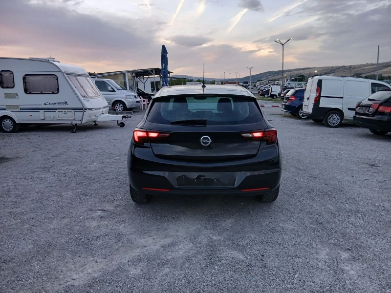 Opel Astra 1.6 cdti, снимка 7 - Автомобили и джипове - 52790628