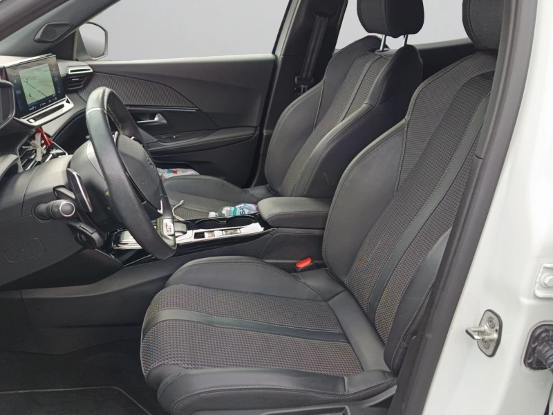 Peugeot 2008 GT, снимка 14 - Автомобили и джипове - 53008871