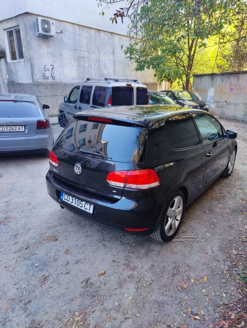 VW Golf, снимка 4 - Автомобили и джипове - 48509556