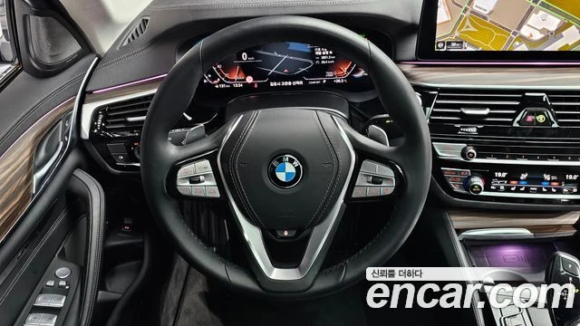 BMW 530, снимка 13 - Автомобили и джипове - 56077742