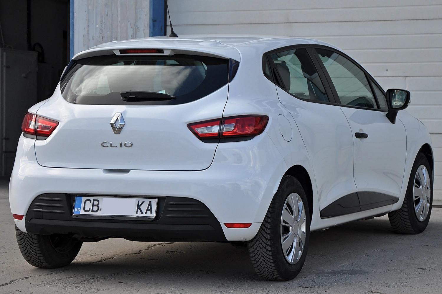 Renault Clio 1.2i EURO 6B - изображение 4