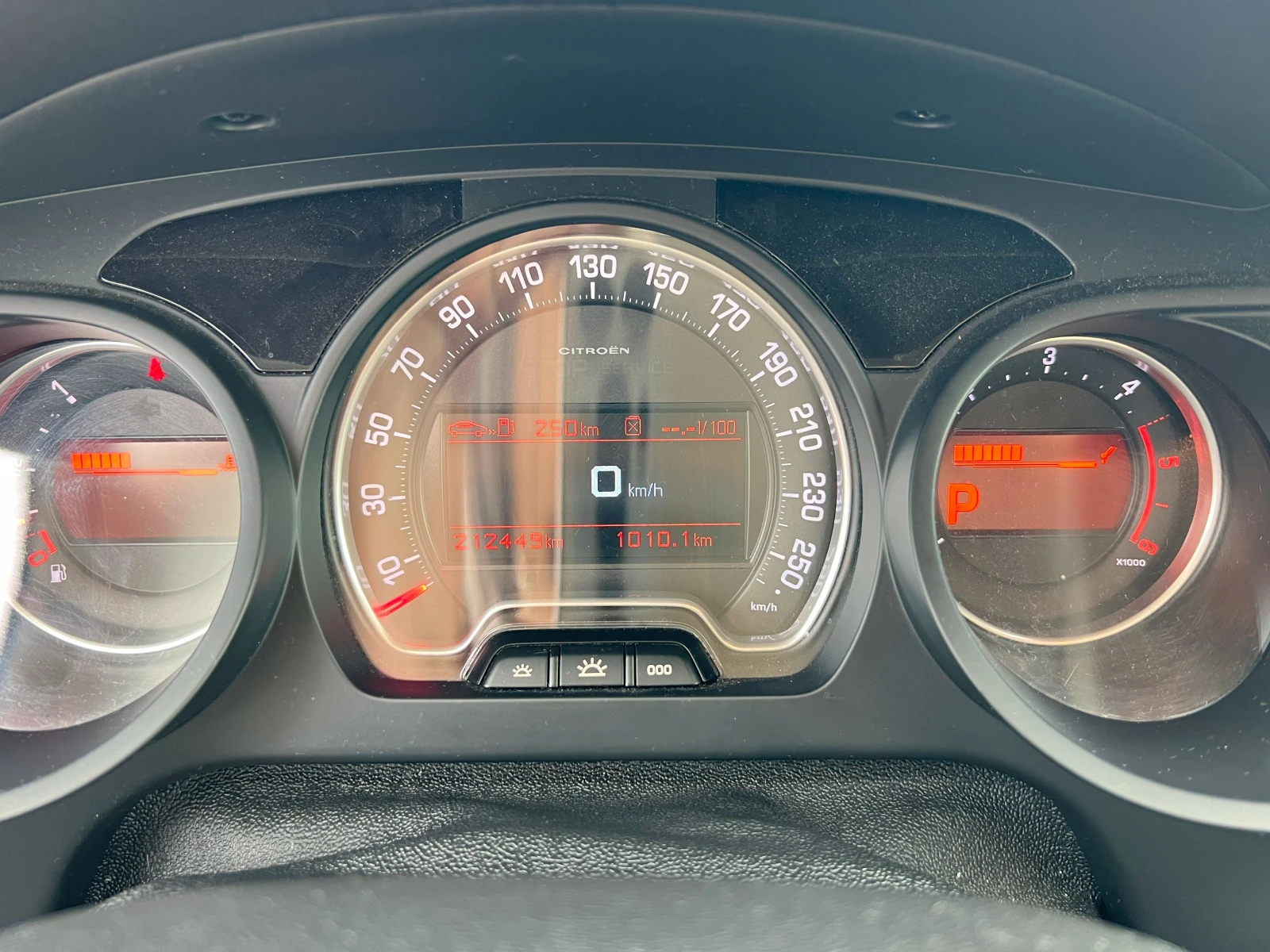 Citroen C5 3.0 HDI EXCLUSIVE - изображение 10
