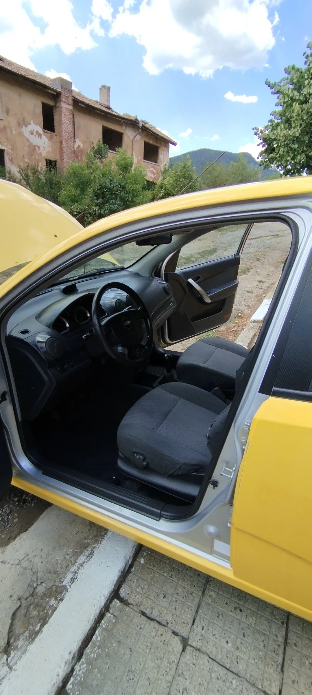 Chevrolet Aveo  - изображение 6