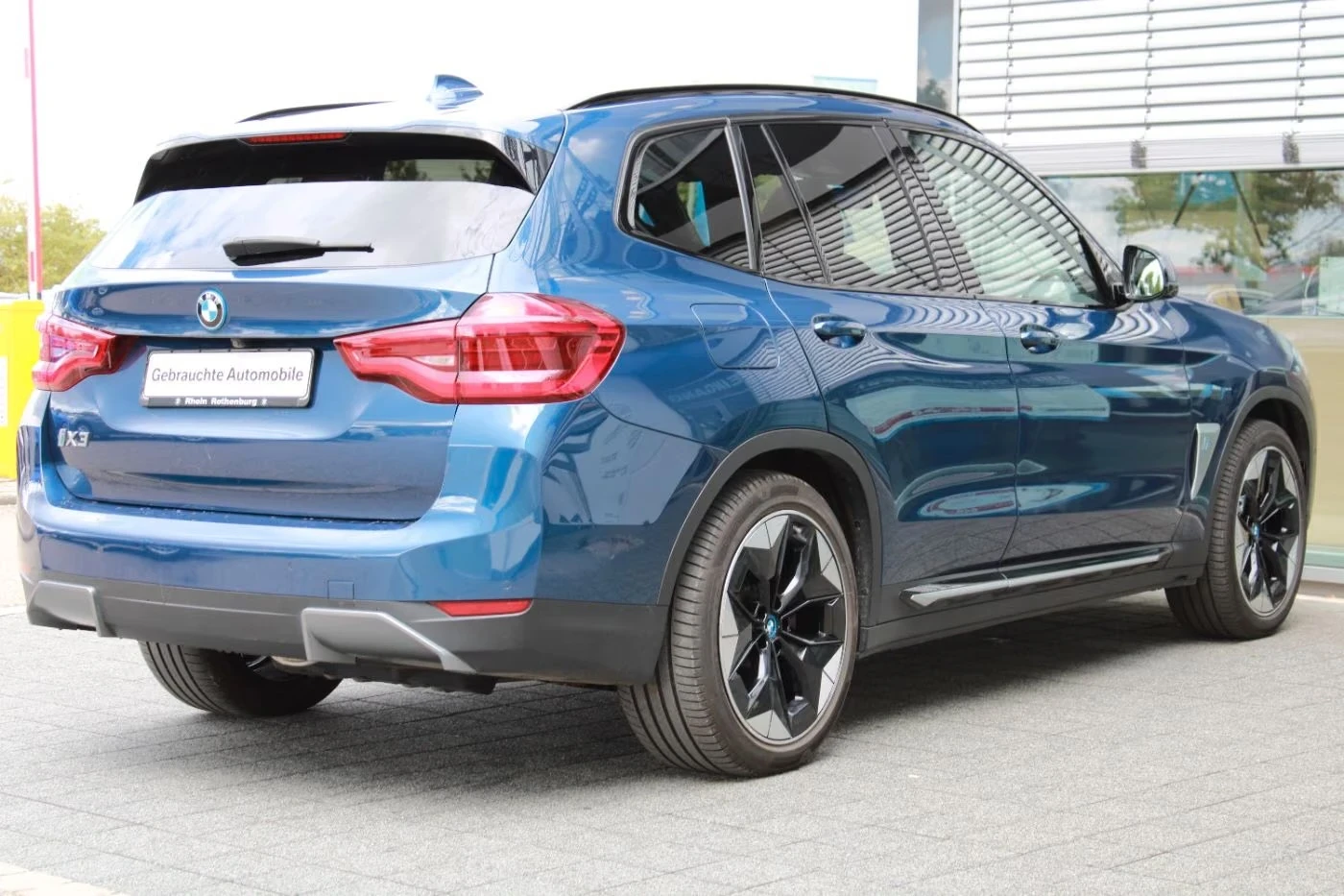 BMW iX3 Impressive Full Options  | Mobile.bg � ����������� 3