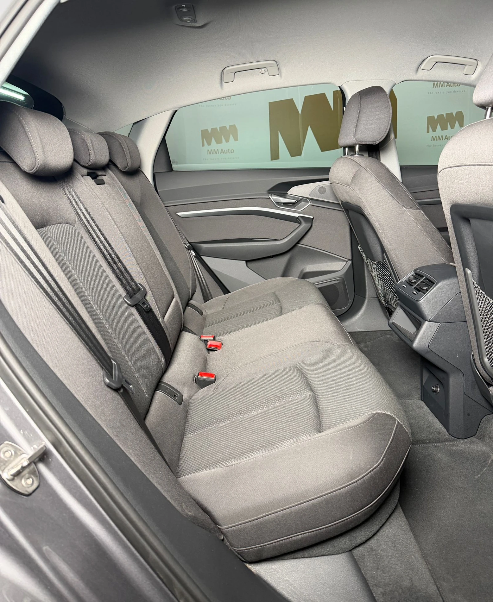 Audi E-Tron 55TFSI Quattro* LED* ������ | Mobile.bg � ����������� 11