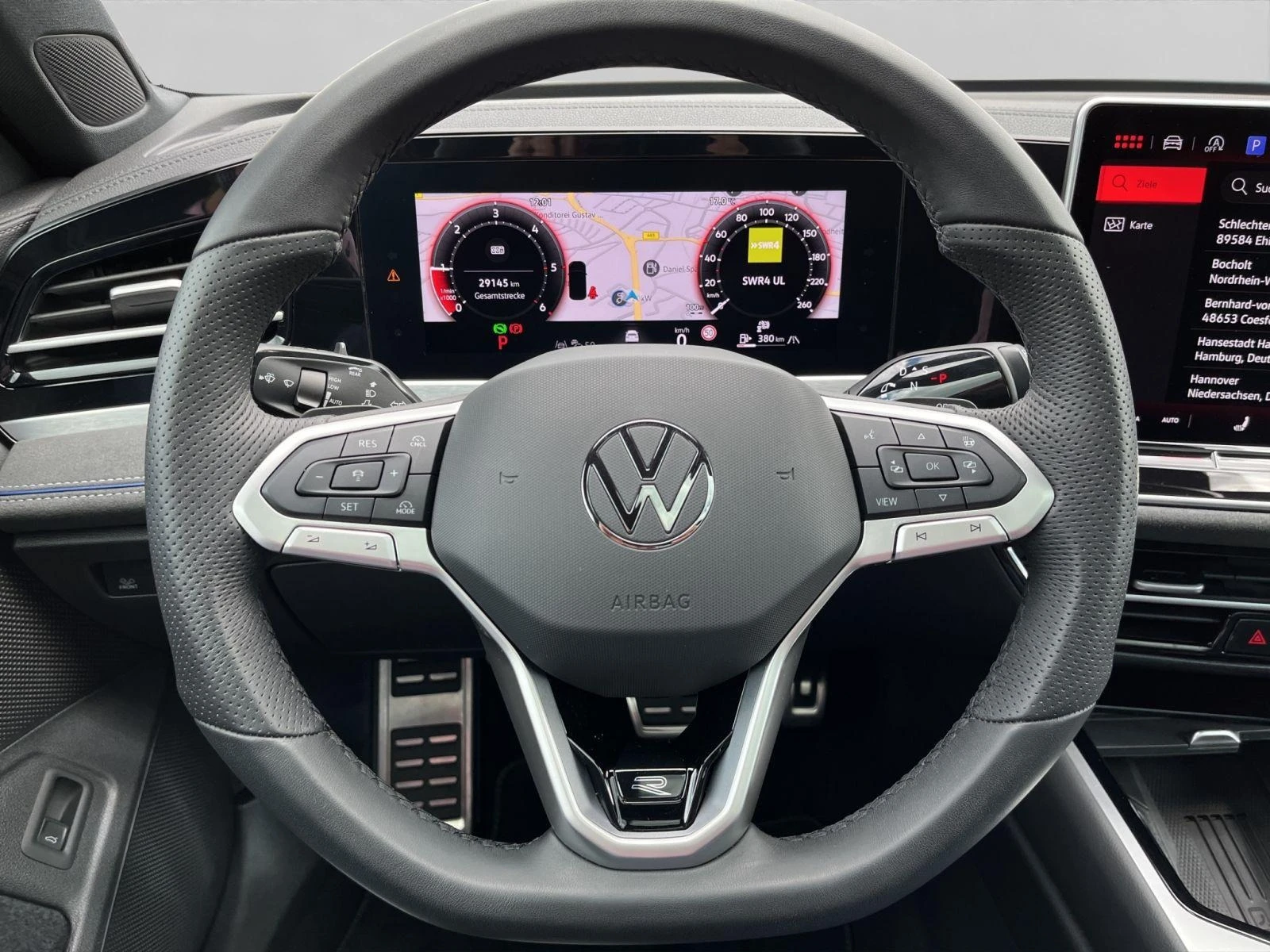 VW Passat 2.0 TDI 4-MOTION R-LINE PANORAMA MATRIX CAMERA  - изображение 9