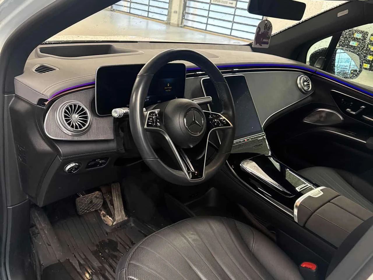 Mercedes-Benz EQS * 450 * 2 КЛЮЧА * 360 * ОБДУВХАНЕ * ПРЕДСТАВИТЕЛСТ, снимка 5 - Автомобили и джипове - 54047308