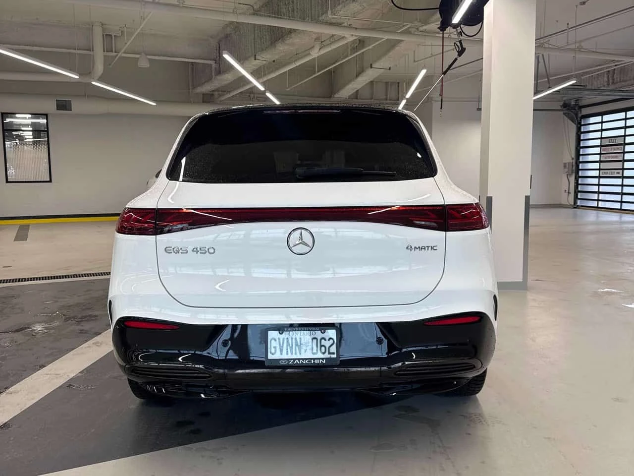 Mercedes-Benz EQS * 450 * 2 КЛЮЧА * 360 * ОБДУВХАНЕ * ПРЕДСТАВИТЕЛСТ, снимка 4 - Автомобили и джипове - 54047308