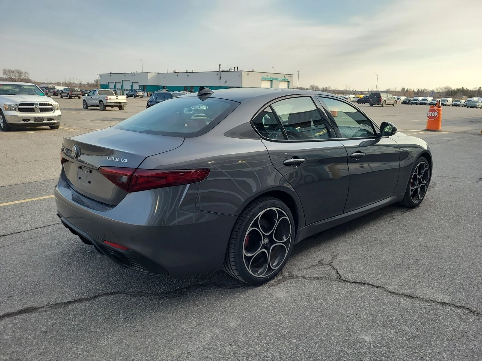 Alfa Romeo Giulia VELOCE* AWD* CARFAX* ���� ������*  | Mobile.bg � ����������� 4