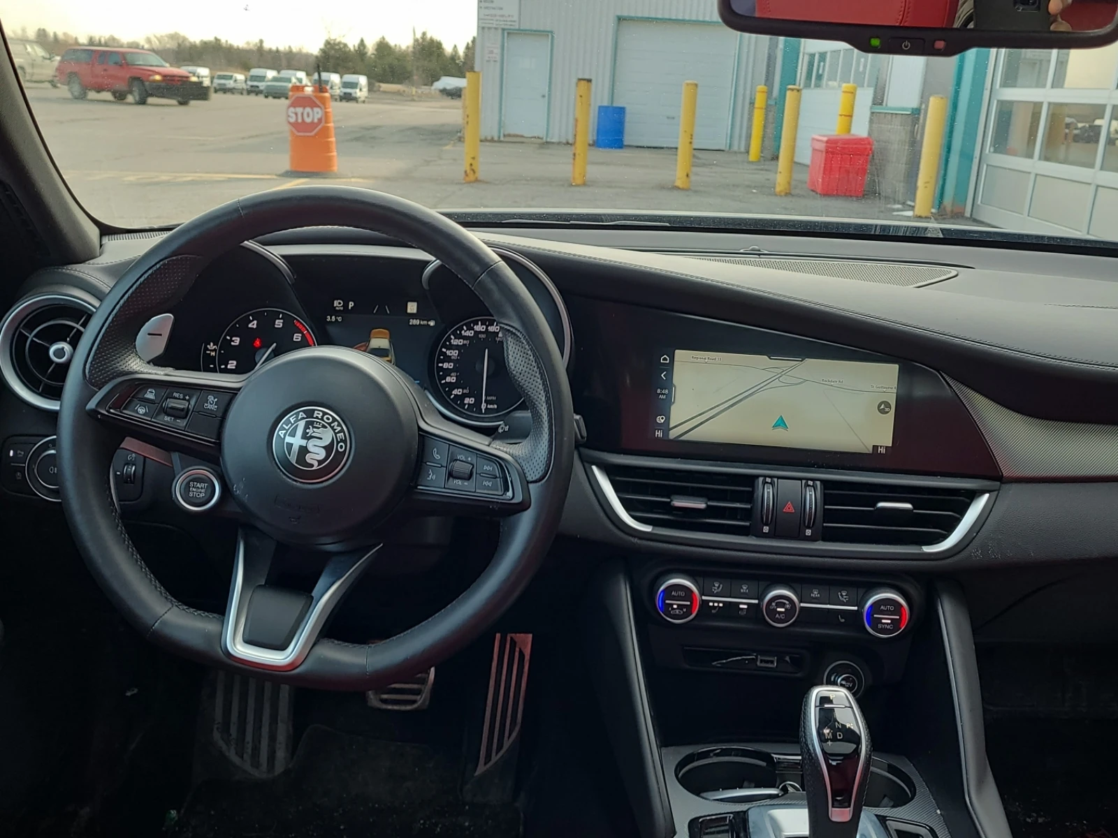 Alfa Romeo Giulia VELOCE* AWD* CARFAX* ���� ������*  | Mobile.bg � ����������� 9