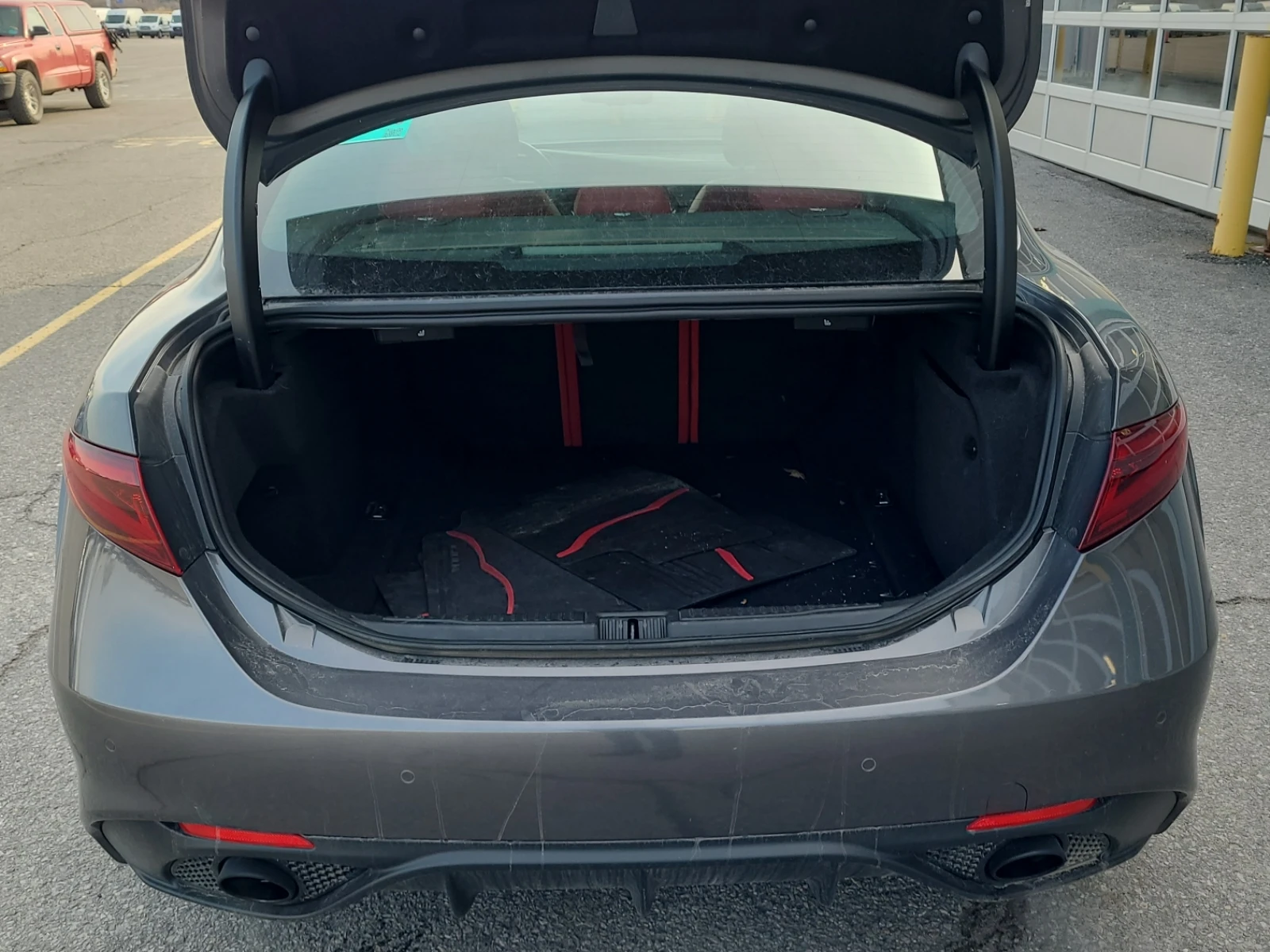 Alfa Romeo Giulia VELOCE* AWD* CARFAX* ���� ������*  | Mobile.bg � ����������� 6