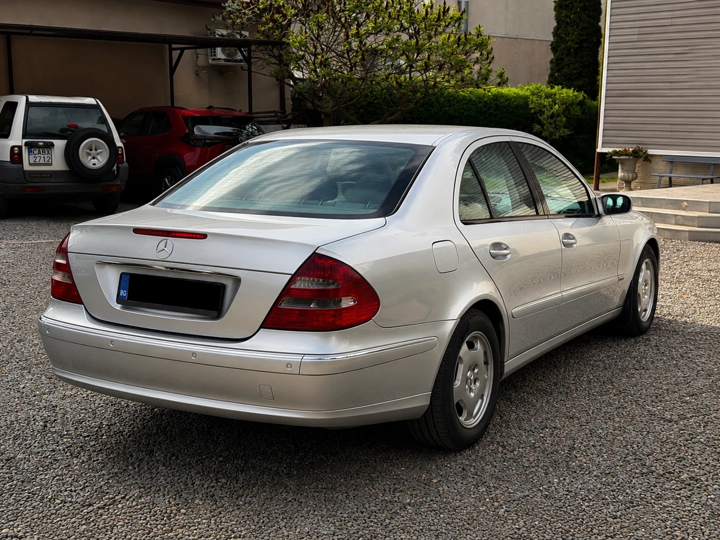 Mercedes-Benz E 270, снимка 7 - Автомобили и джипове - 54459282