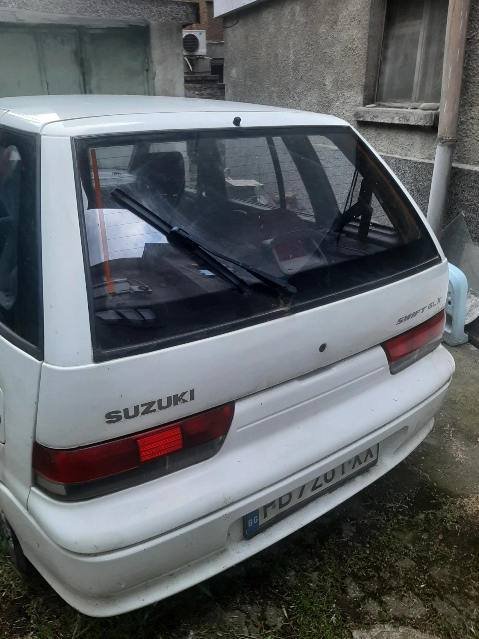 Suzuki Swift GLX, снимка 4 - Автомобили и джипове - 54634992