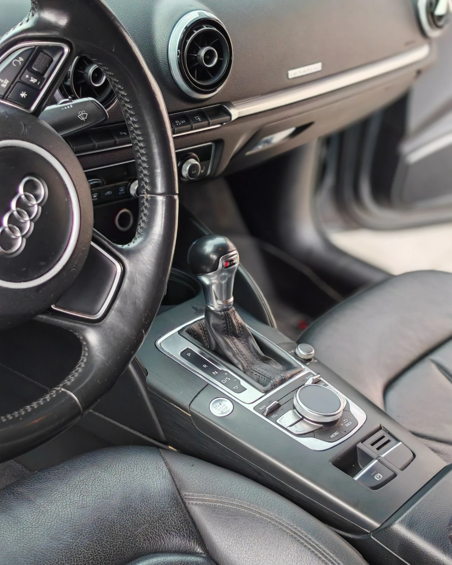 Audi A3 Перфектна , снимка 4 - Автомобили и джипове - 54653248