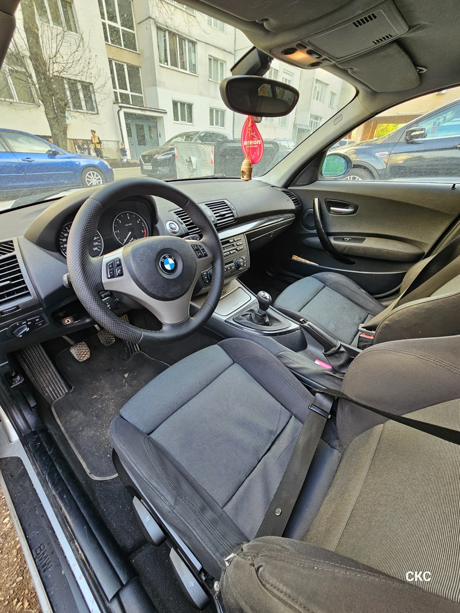 BMW 120, снимка 6 - Автомобили и джипове - 55003190