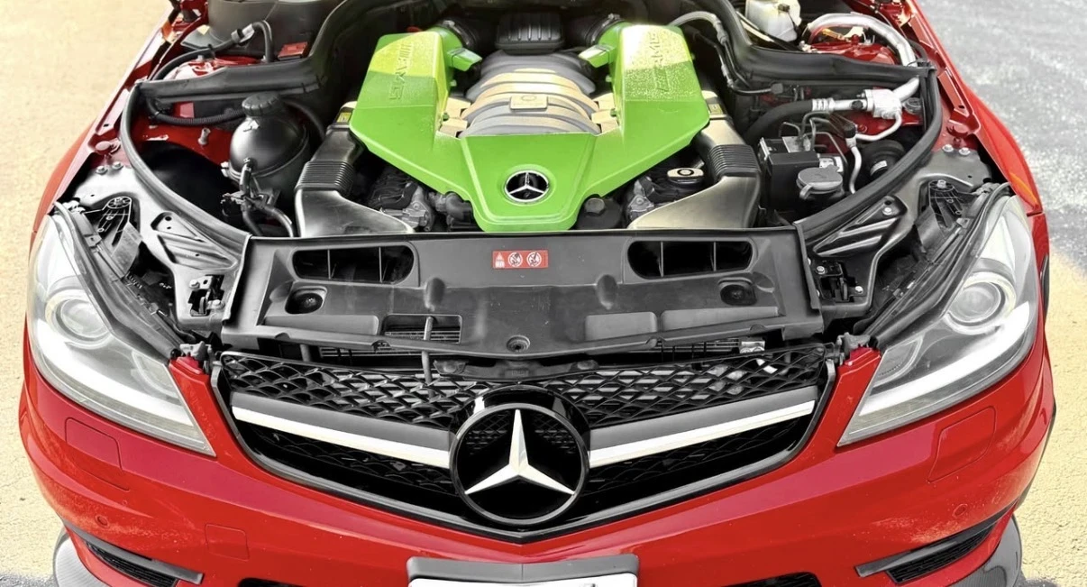 Mercedes-Benz C 63 AMG БЕЗ ИНЦИДЕНТИ * X PIPE * СЕРВИЗНА ИСТОРИЯ * FACE , снимка 9 - Автомобили и джипове - 55222299