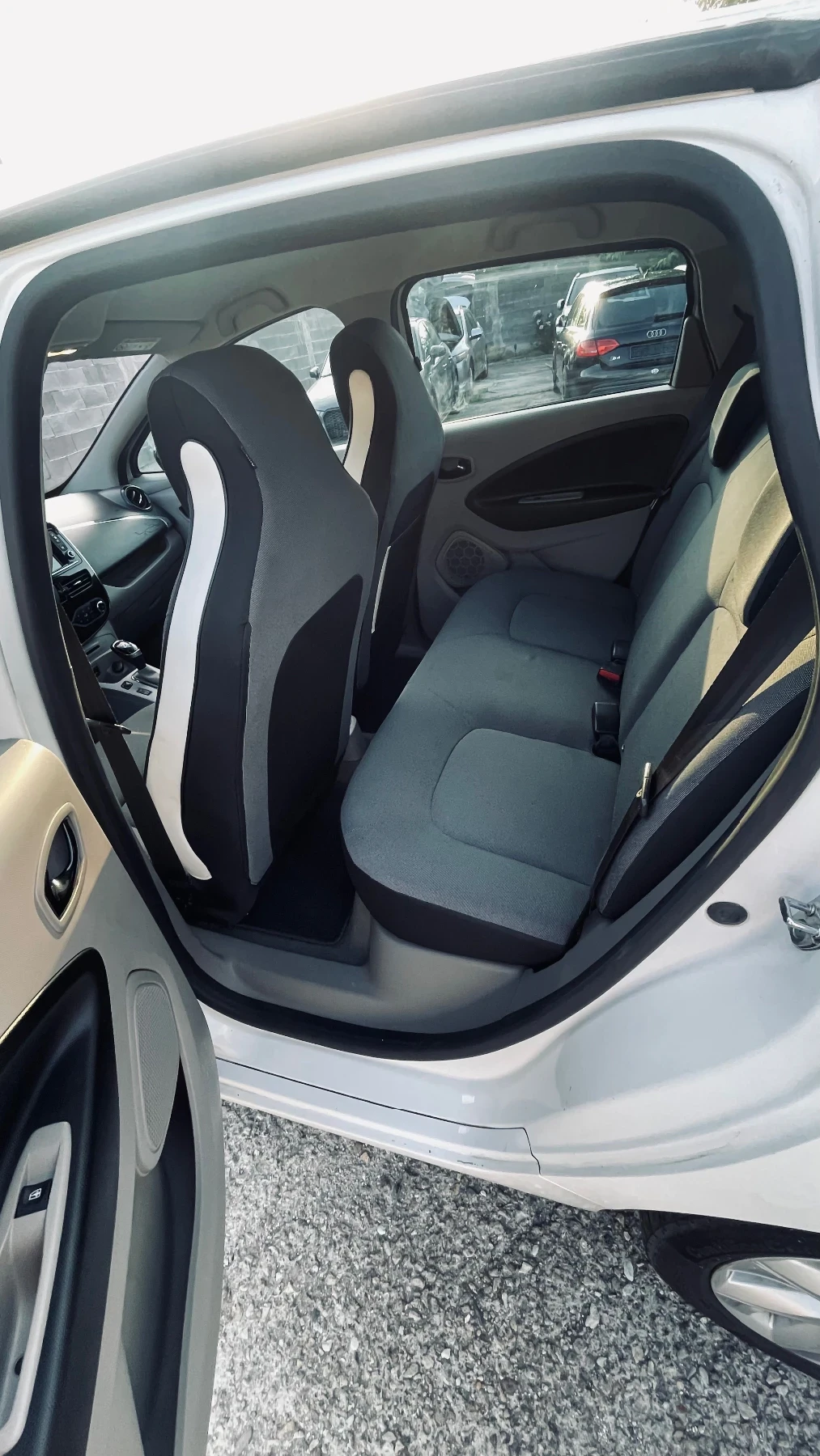 Renault Zoe БАРТЕР-ЛИЗИНГ, снимка 10 - Автомобили и джипове - 55347153