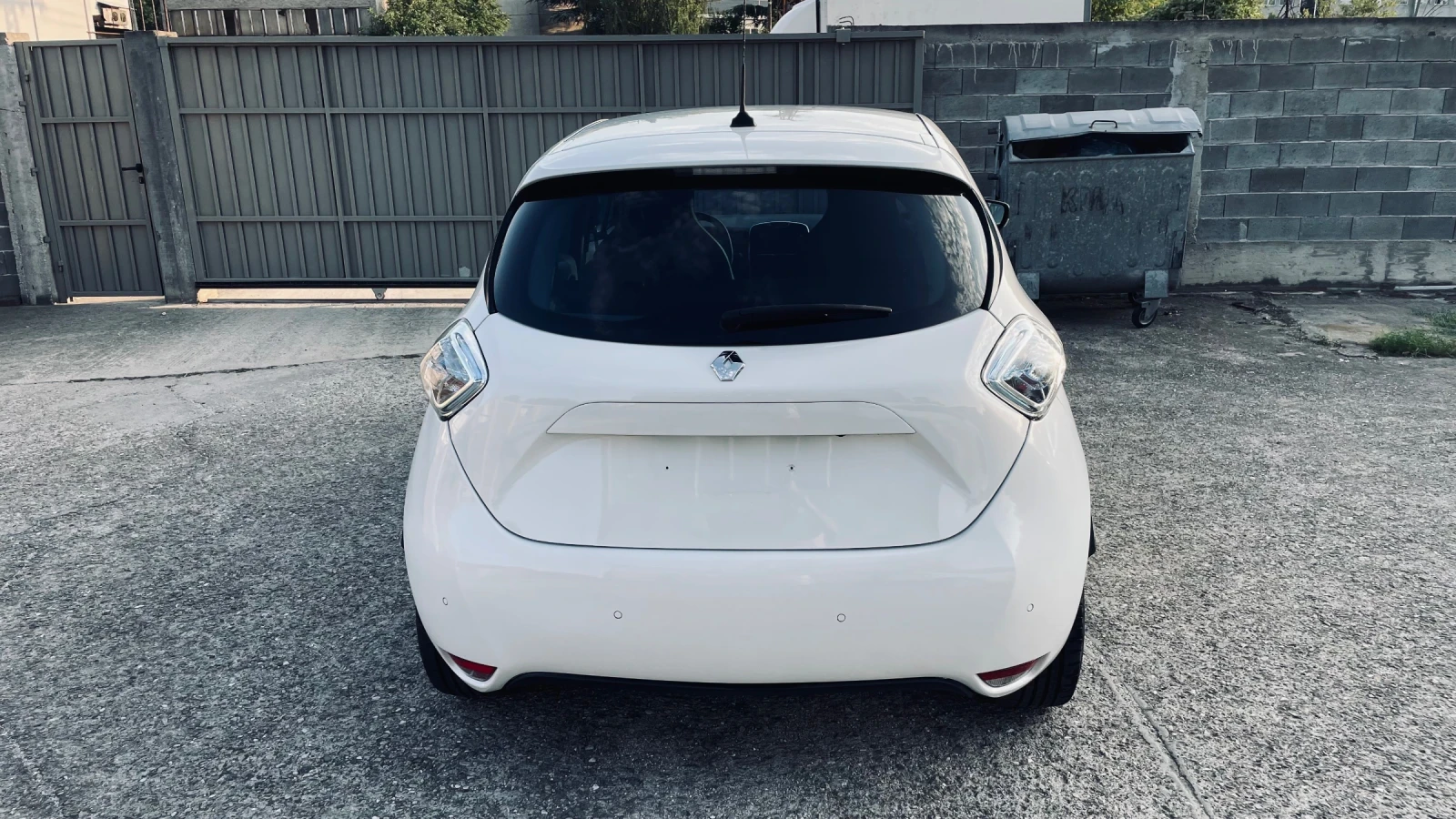 Renault Zoe БАРТЕР-ЛИЗИНГ, снимка 5 - Автомобили и джипове - 55347153