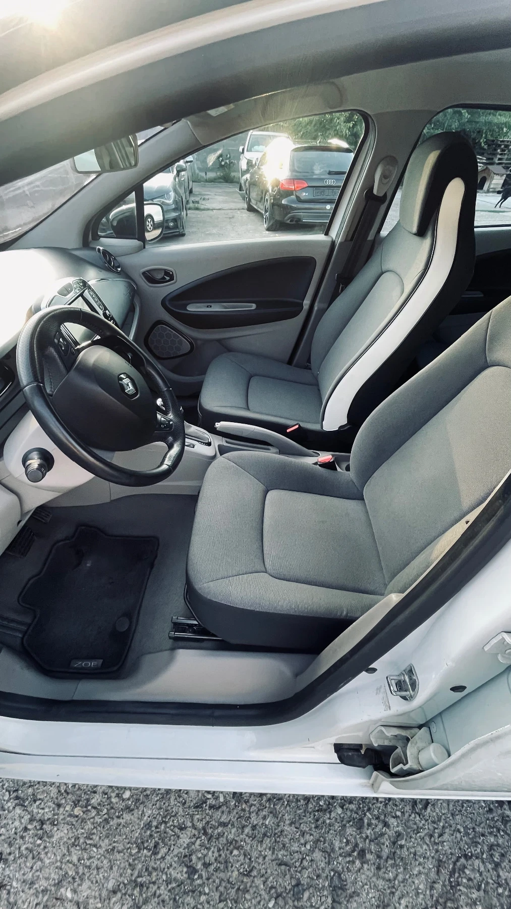 Renault Zoe БАРТЕР-ЛИЗИНГ, снимка 9 - Автомобили и джипове - 55347153