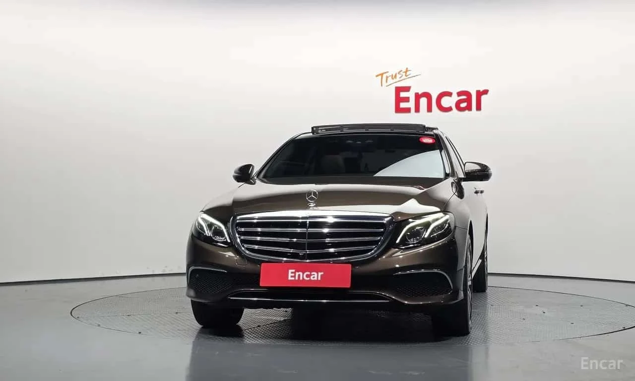 Mercedes-Benz E 400 Exclusive/360/dis/hud/burmester/Обдухване, снимка 3 - Автомобили и джипове - 55769833