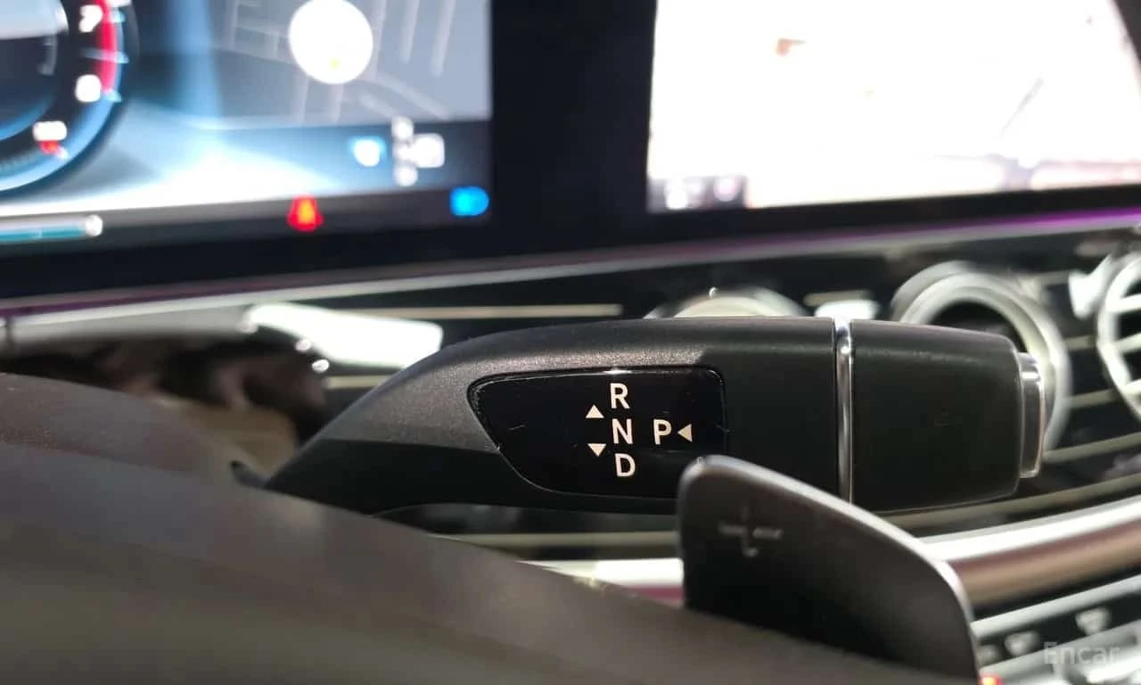 Mercedes-Benz E 400 Exclusive/360/dis/hud/burmester/Обдухване, снимка 9 - Автомобили и джипове - 55769833