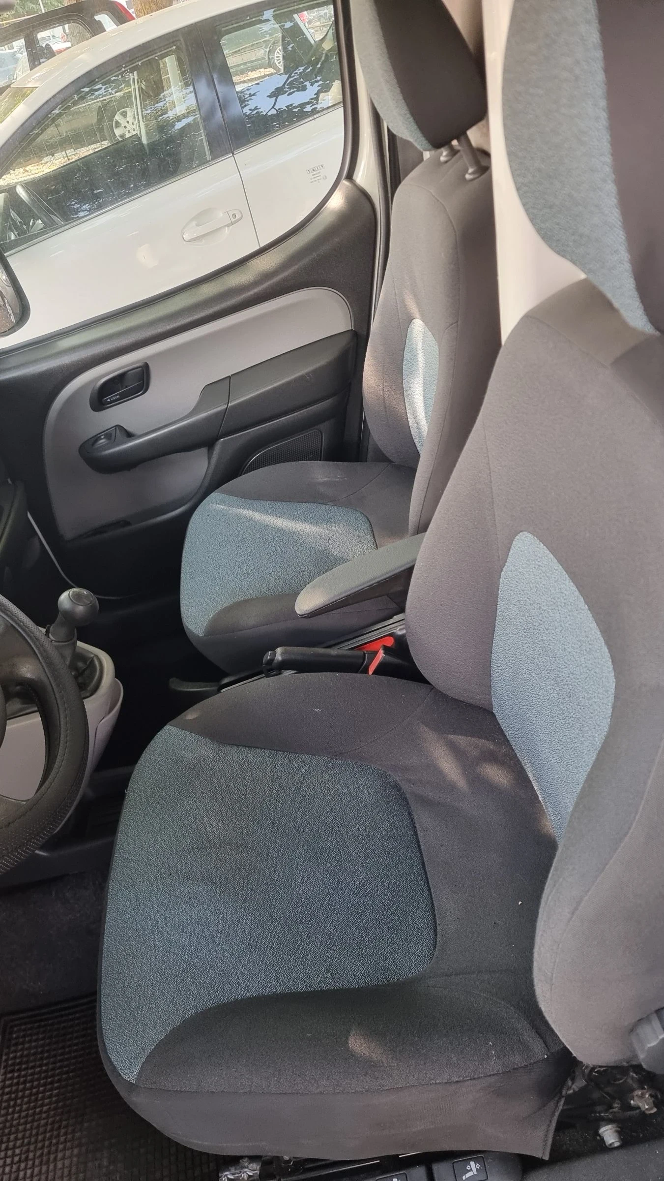 Fiat Doblo 1, 9mjet Макси, снимка 12 - Автомобили и джипове - 55914584