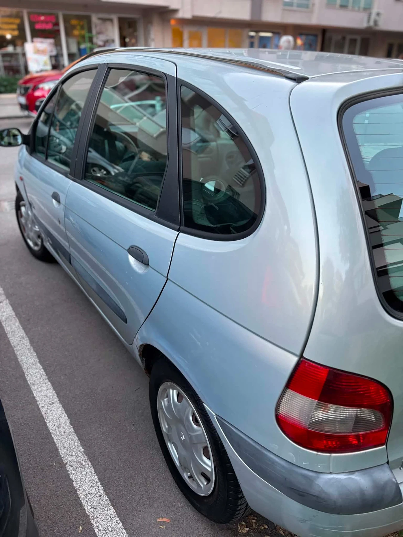 Renault Scenic, снимка 5 - Автомобили и джипове - 56042817