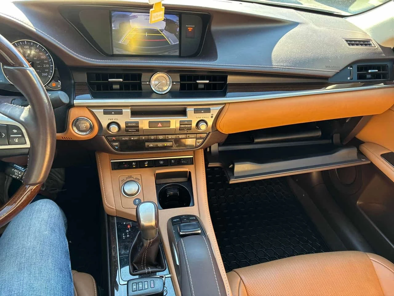 Lexus ES 350 * 4dr Sdn * CARFAX *  | Mobile.bg � ����������� 9