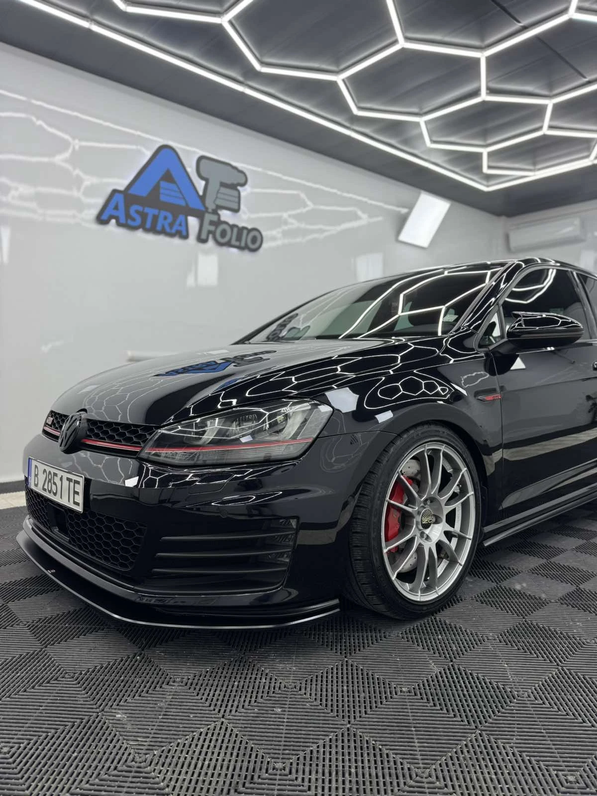 VW Golf GTI, снимка 13 - Автомобили и джипове - 56617765