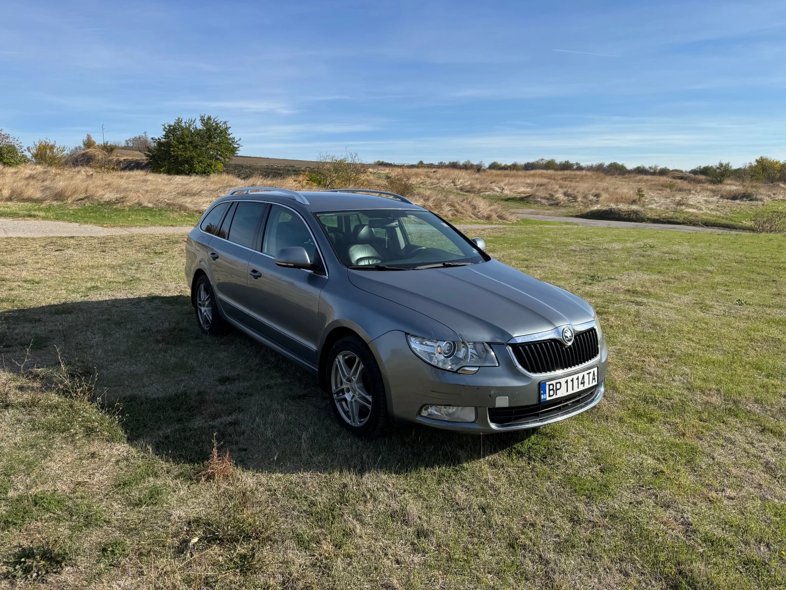 Skoda Superb Нов внос!, снимка 2 - Автомобили и джипове - 56655298