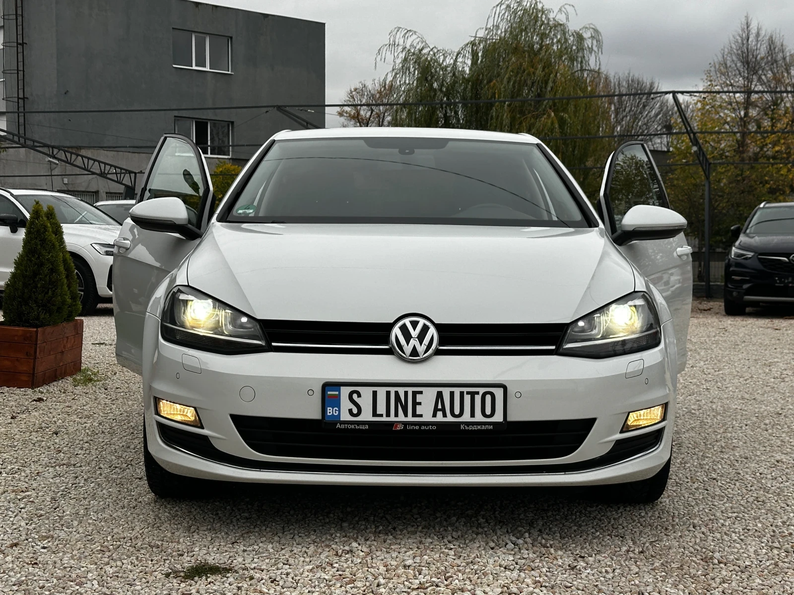 VW Golf Highline* Xenon* Камера* 