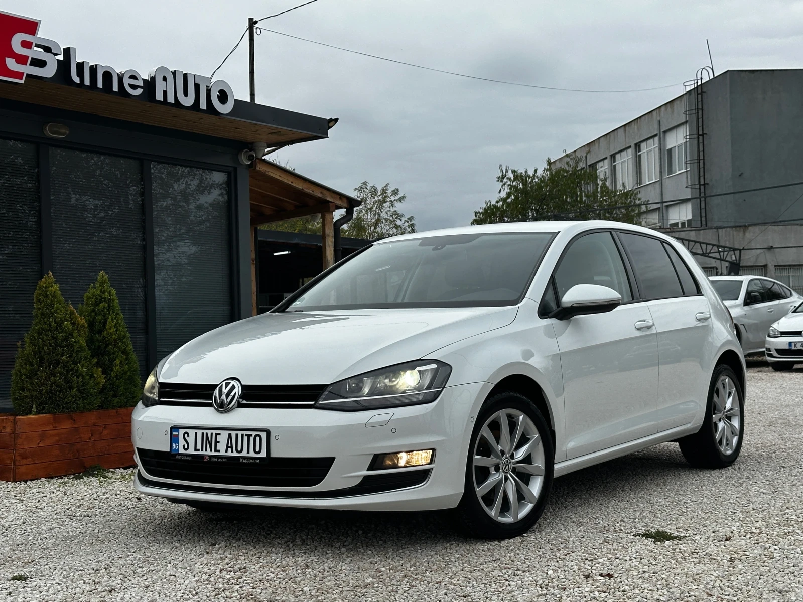VW Golf Highline* Xenon* Камера* , снимка 6 - Автомобили и джипове - 56707254