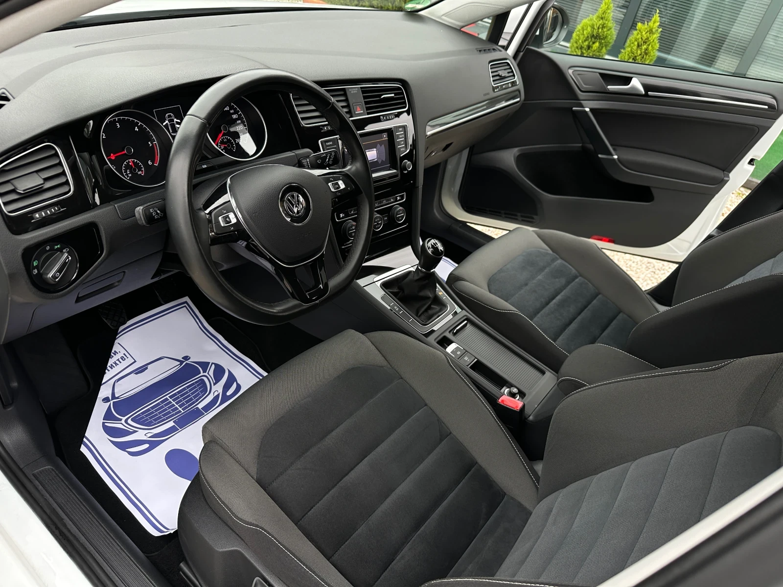 VW Golf Highline* Xenon* Камера* , снимка 7 - Автомобили и джипове - 56707254