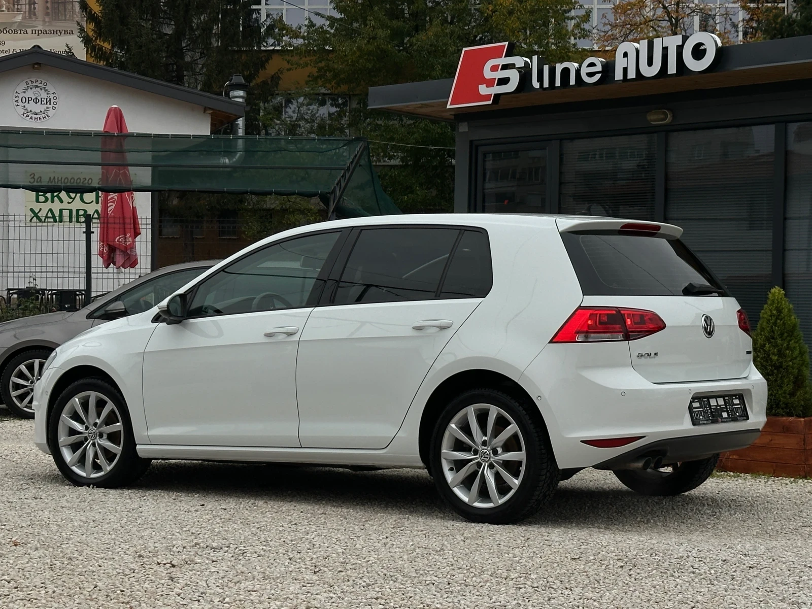 VW Golf Highline* Xenon* Камера* , снимка 2 - Автомобили и джипове - 56707254