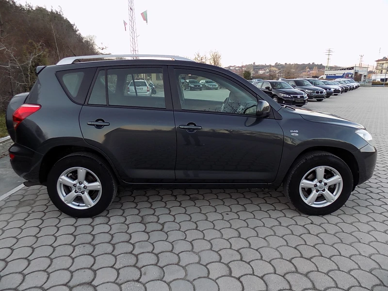 Toyota Rav4 2.2D4D4X4 136KS, снимка 4 - Автомобили и джипове - 48585283