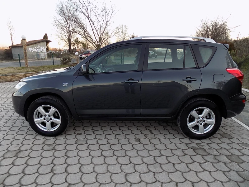 Toyota Rav4 2.2D4D4X4 136KS, снимка 8 - Автомобили и джипове - 48585283