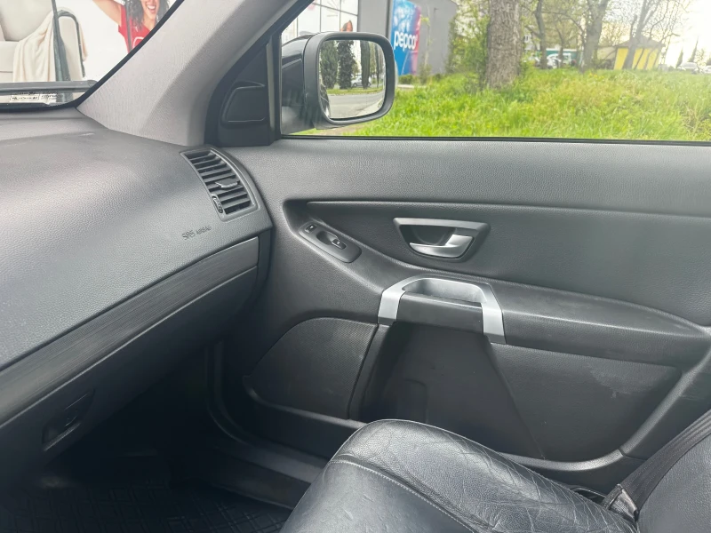 Volvo Xc90, снимка 11 - Автомобили и джипове - 52507059