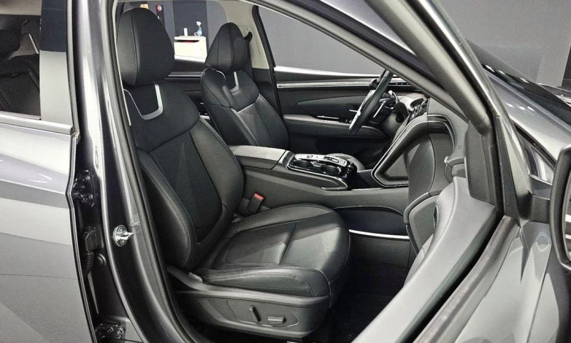 Hyundai Tucson Gasoline 1.6 Turbo 2WD Inspiration, снимка 10 - Автомобили и джипове - 52046179