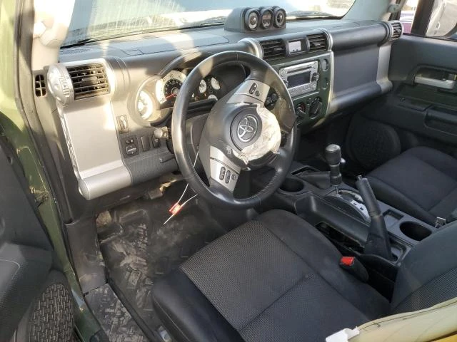 Toyota Fj cruiser * малко километри за модела!, снимка 8 - Автомобили и джипове - 48309494