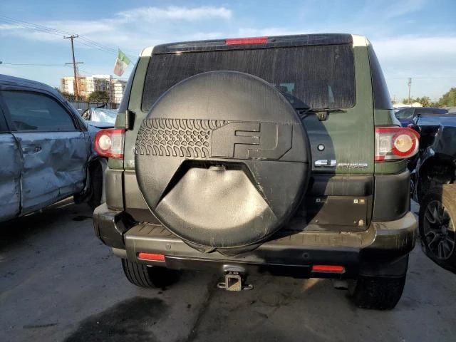 Toyota Fj cruiser * малко километри за модела!, снимка 6 - Автомобили и джипове - 48309494