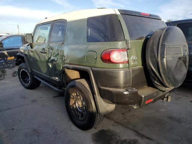 Toyota Fj cruiser * малко километри за модела!, снимка 2 - Автомобили и джипове - 48309494