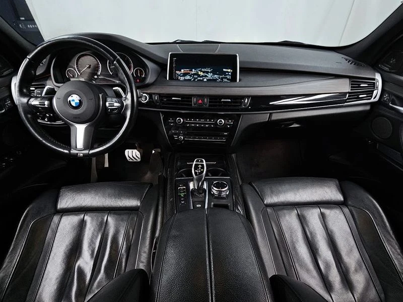 BMW X5 xDrive 40d Black&White Edition| 258к.с.| ВКЛ.ТЕХНО, снимка 7 - Автомобили и джипове - 55649798